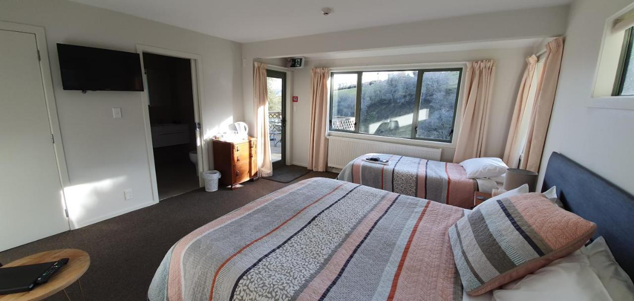 Hunters Moon Villa Mosgiel Exteriör bild