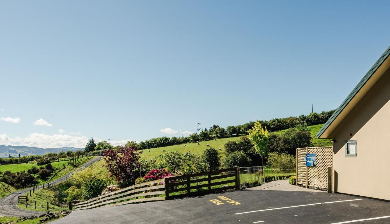 Hunters Moon Villa Mosgiel Exteriör bild