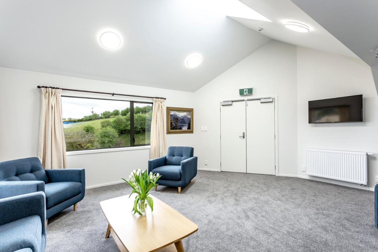 Hunters Moon Villa Mosgiel Exteriör bild