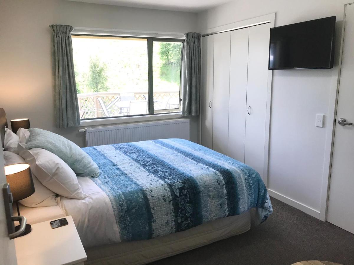 Hunters Moon Villa Mosgiel Exteriör bild